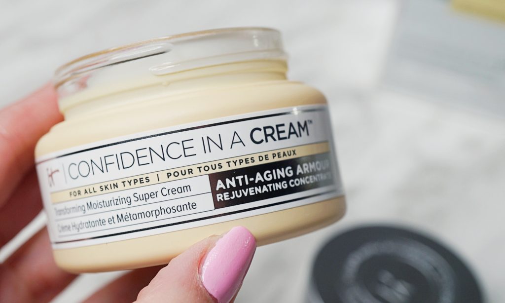 IT Cosmetics - Confidence in a Cream