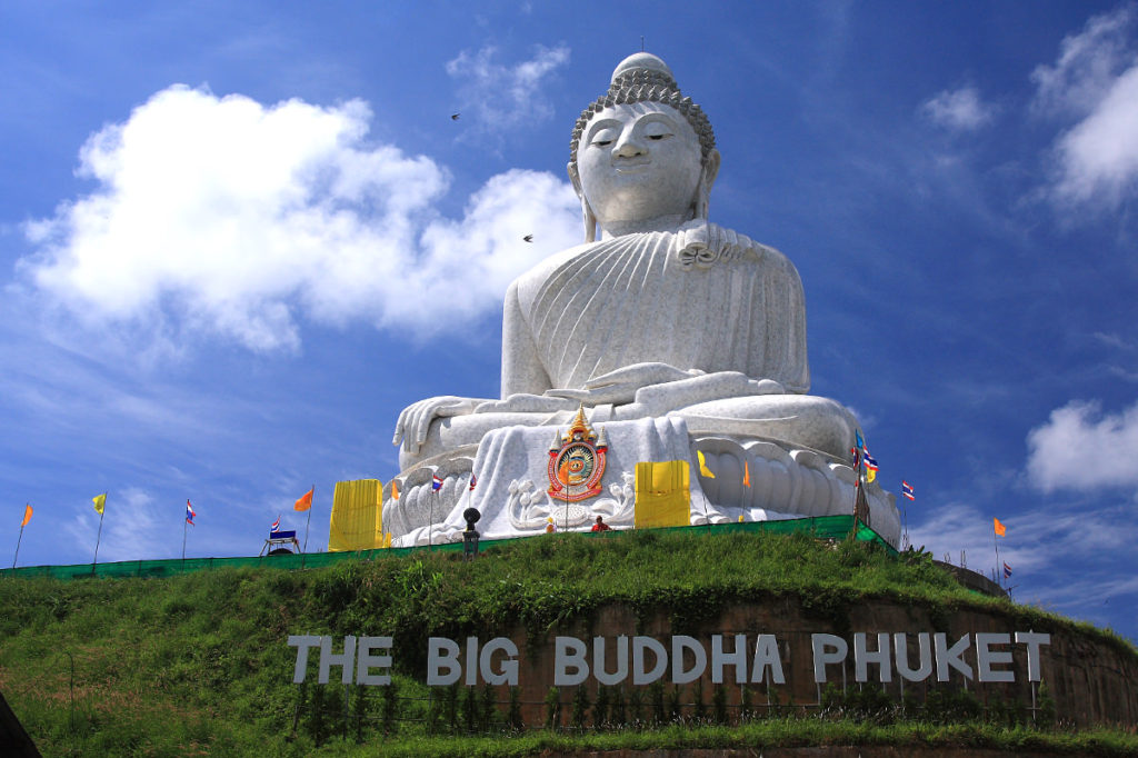  Five Things to Do On a Budget Trip to Phuket