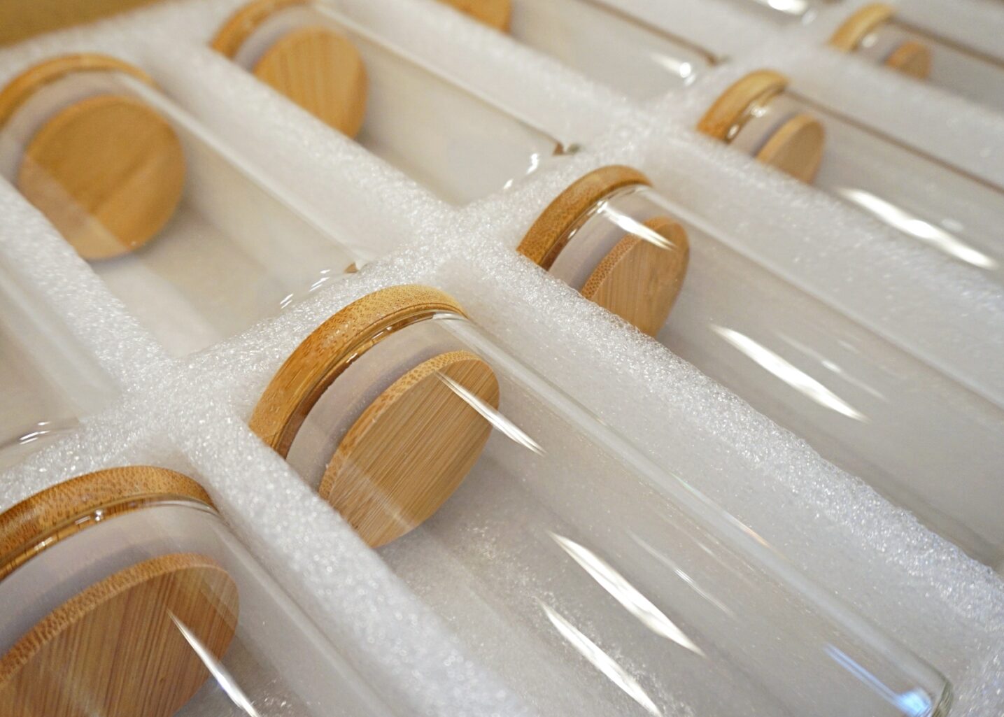 DIY Minimalist Modern Bamboo Glass Spice Jars - The Beauty Revival